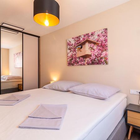 Apartmani Nela Kaštela Extérieur photo